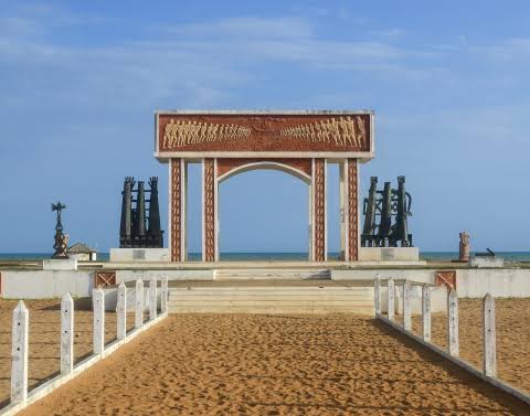 La porte des esclaves