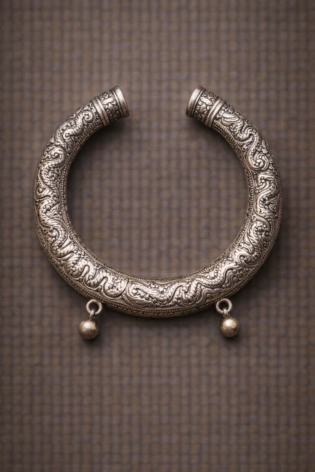 Anneau de cheville royal en argent